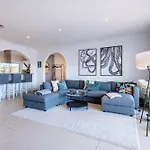Burgau Sea View, & Pool 布德恩斯