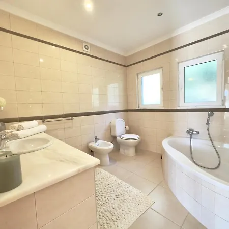 Villa Burgau Sea View, Beach&pool